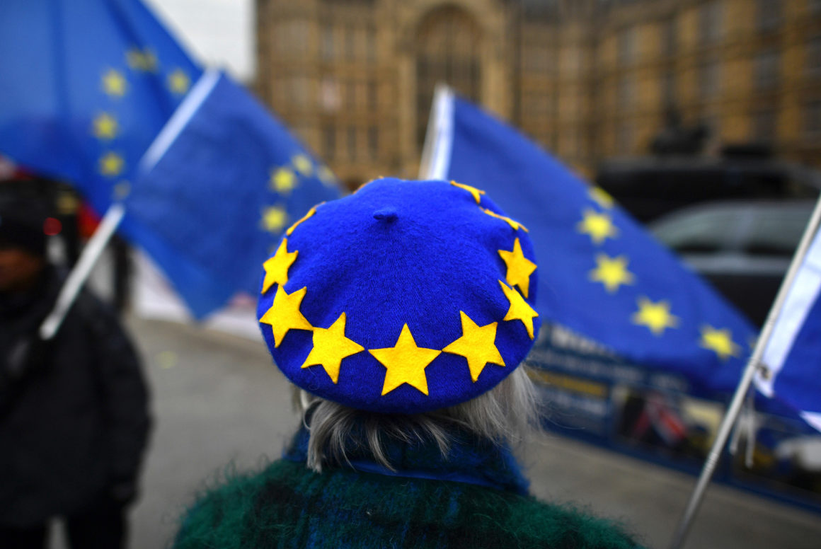 Iniciativa de cidadania europeia: Comisso Europeia declara inadmissvel o pedido de referendo a nvel da UE sobre o permanncia ou sada do Reino Unido 