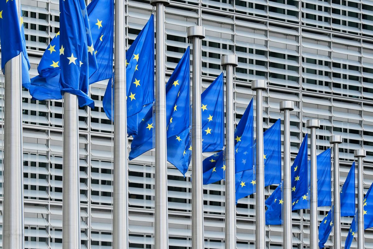 Comisso Europeia responde com contramedidas s taxas dos EUA sobre ao e alumnio