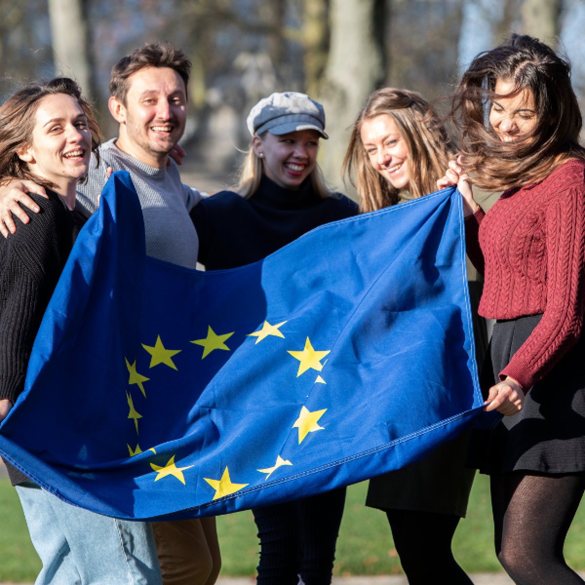 Trs novas iniciativas da Comisso do voz aos jovens europeus