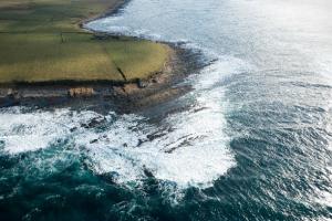 Comissrios Miguel Arias Caete, Karmenu Vella e Carlos Moedas congratulam-se com o relatrio das Naes Unidas sobre os oceanos e as alteraes climticas