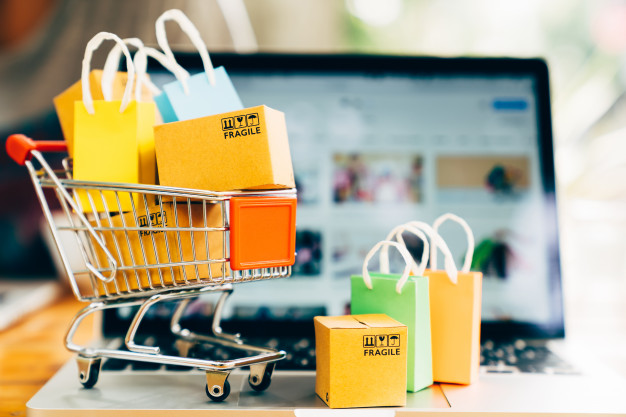 Compras em linha: Comisso e autoridades de defesa dos consumidores exigem informaes claras sobre preos e descontos 